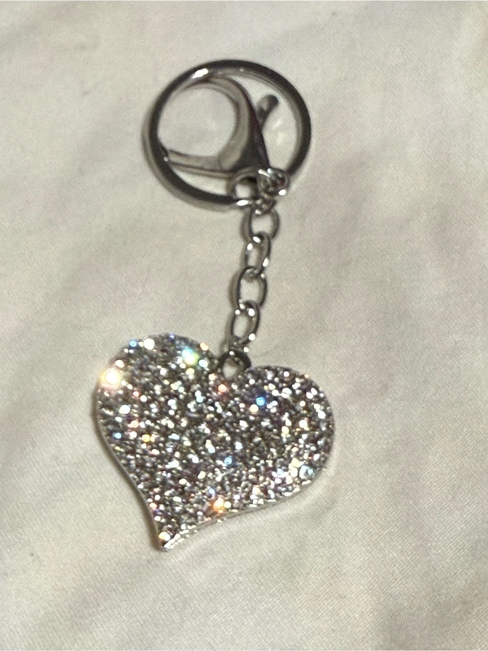 New - AB Rhinestone Silver Heart Keychain - Picture 3 of 8